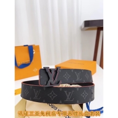 LOUIS VUITTON Belts